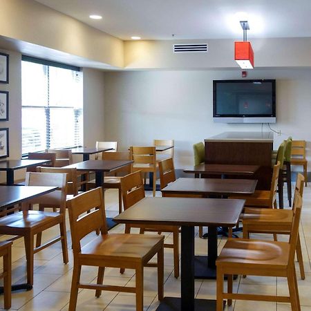Country Inn & Suites By Radisson, Washington, Dc East - Capitol Heights, Md Exterior foto